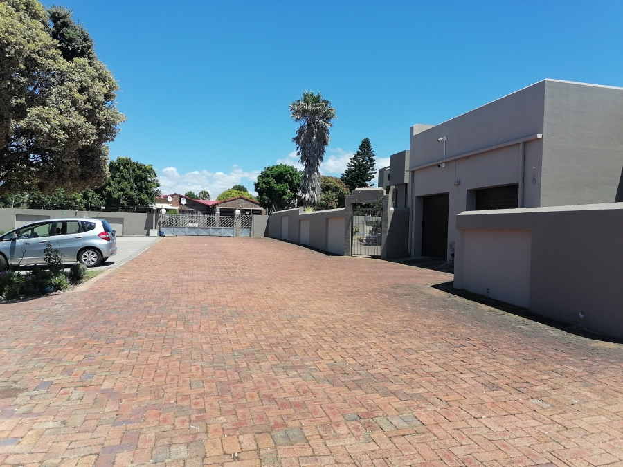 2 Bedroom Property for Sale in C Place Eastern Cape